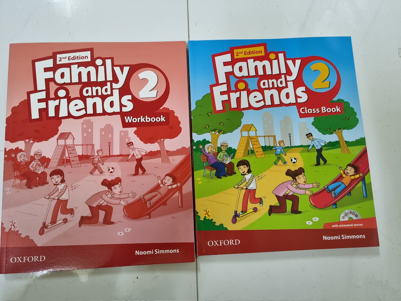 Family and friends 2 bản 2nd ( Bộ 2 cuốn)