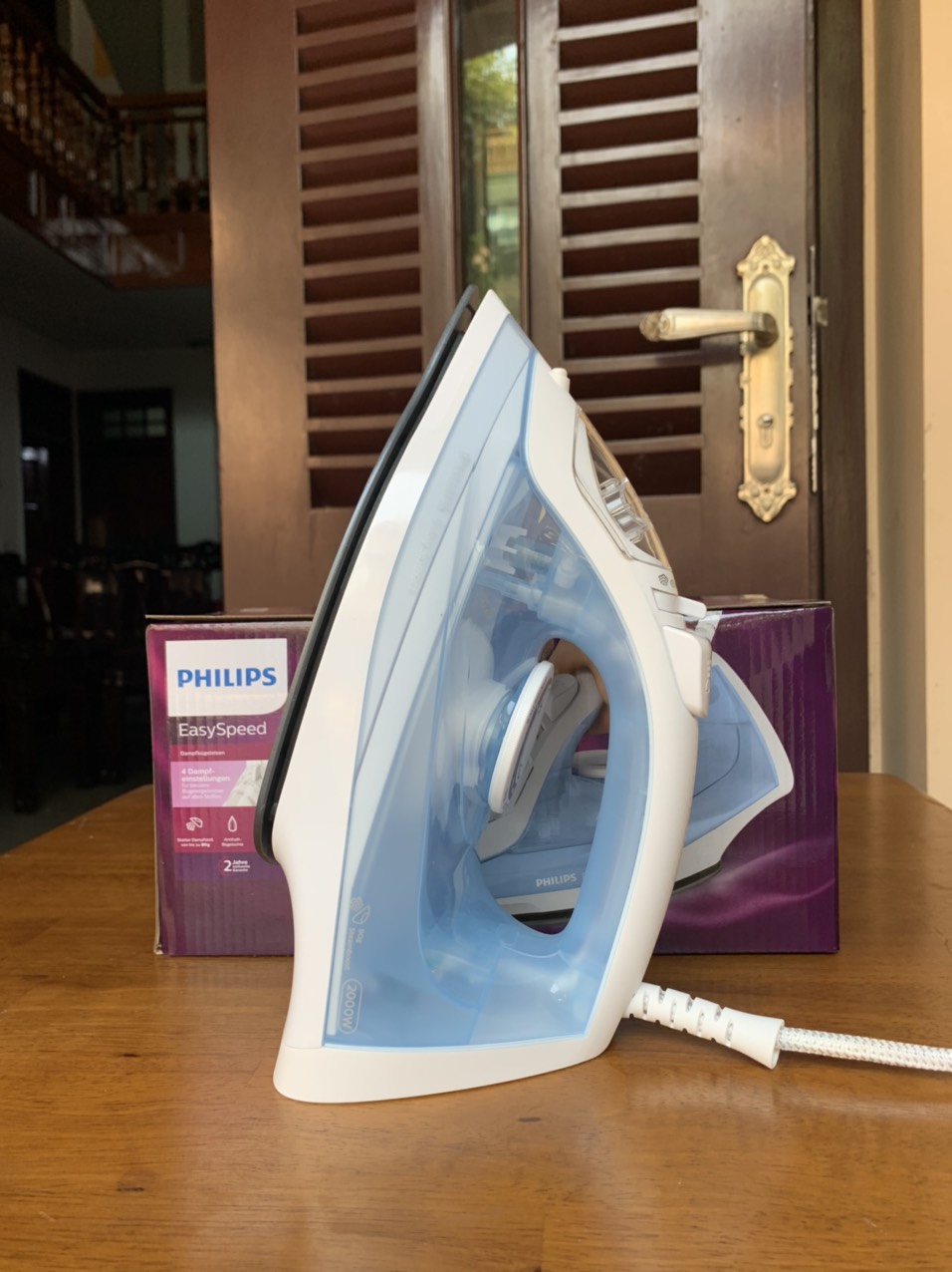 Bàn ủi hơi nước philips gc1740
