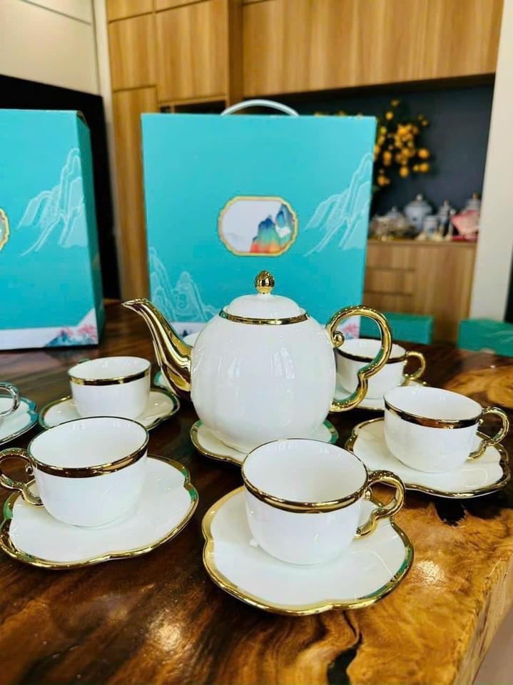 Hàng có sẵn/ấm chén vân đá cao cấp/ấm chén cao cấp