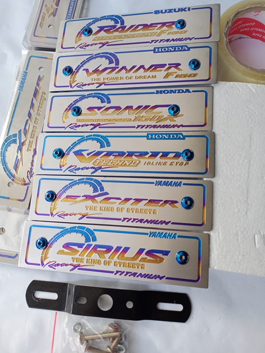 BẢNG TÊN TITAN CÁC DÒNG XE .EXCITER,WINNER,RIDER,SONIC,VARIO.satria. SIRIUS.FUL BÁT+ỐC TITAN.