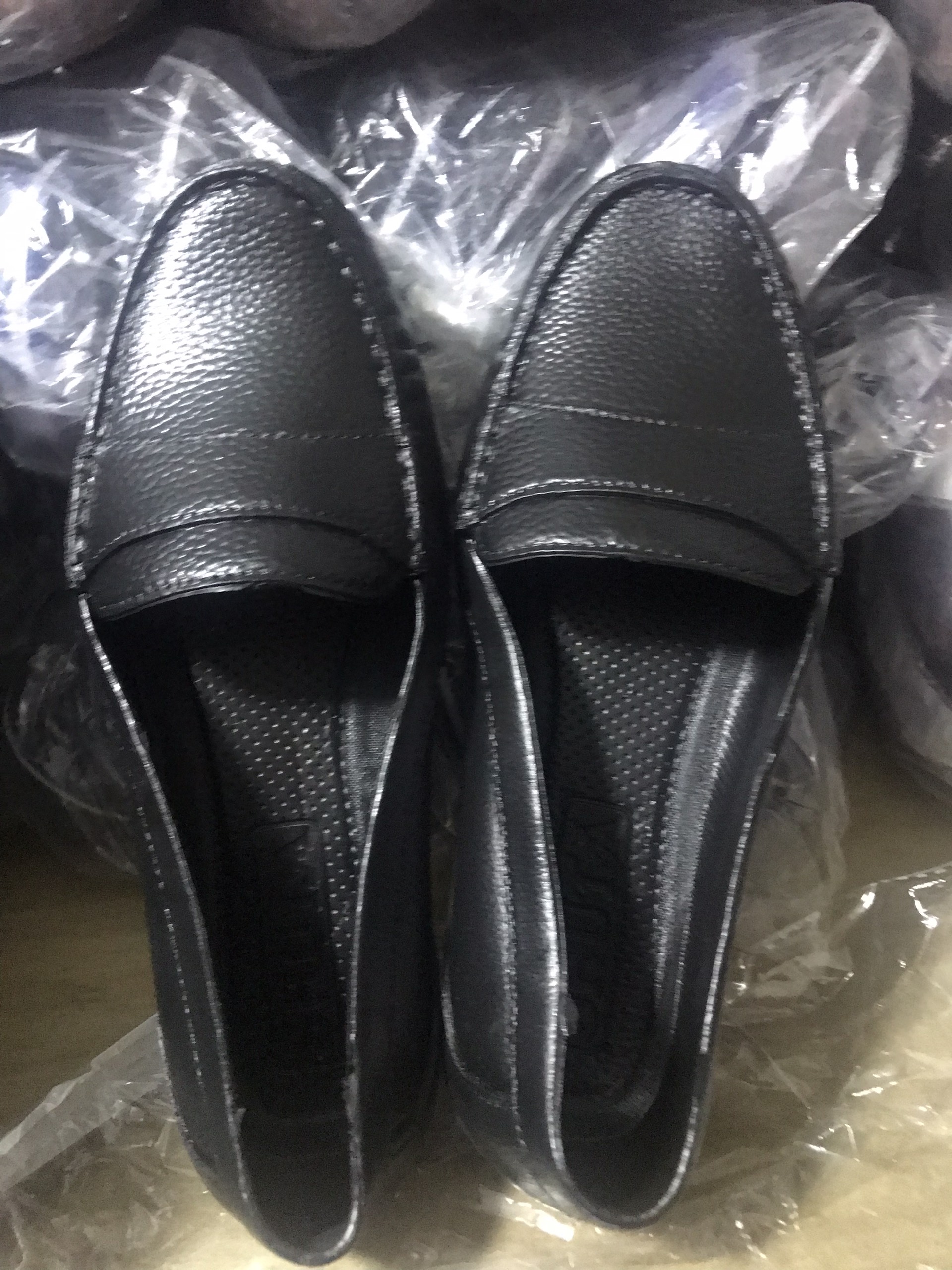 GIÀY NHỰA NỮ GIẢ DA ĐI ÊM CHÂN