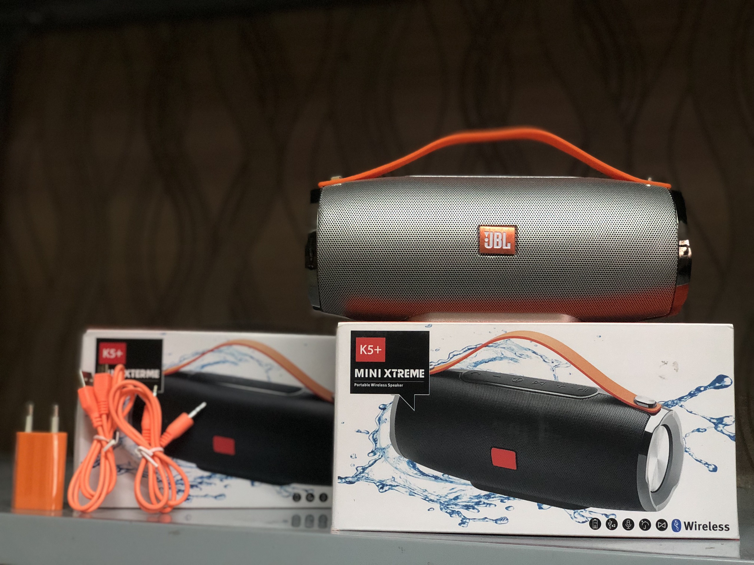 Loa bt jbl xterme k5+ loa bluetooth jbl xtreme k5+ miniloa bluetooth jbl xtreme k5+ loa bluetooth jbl loa bluetooth k5+ - chất âm trong dẻo tích hợp bt 4.1 aux 3.5loa... - thế giới gia dụng - chuyên sỉ lẻ giá cực rẻ