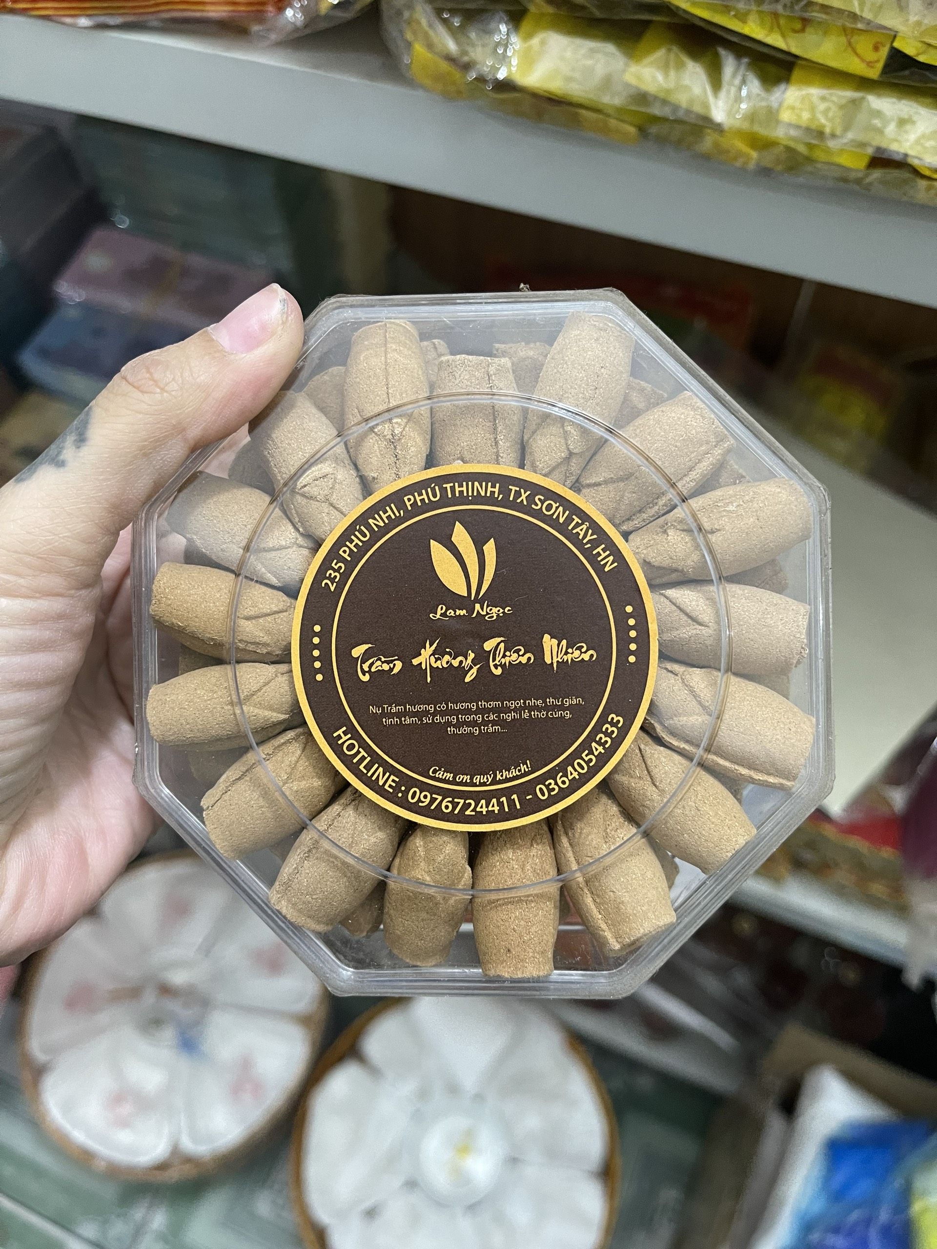 Nụ Trầm - TẶNG LƯ GỐM NGẪU NHIÊN - Trầm Hương Sạch Tự Nhiên, Không Hóa Chất Độc Hại