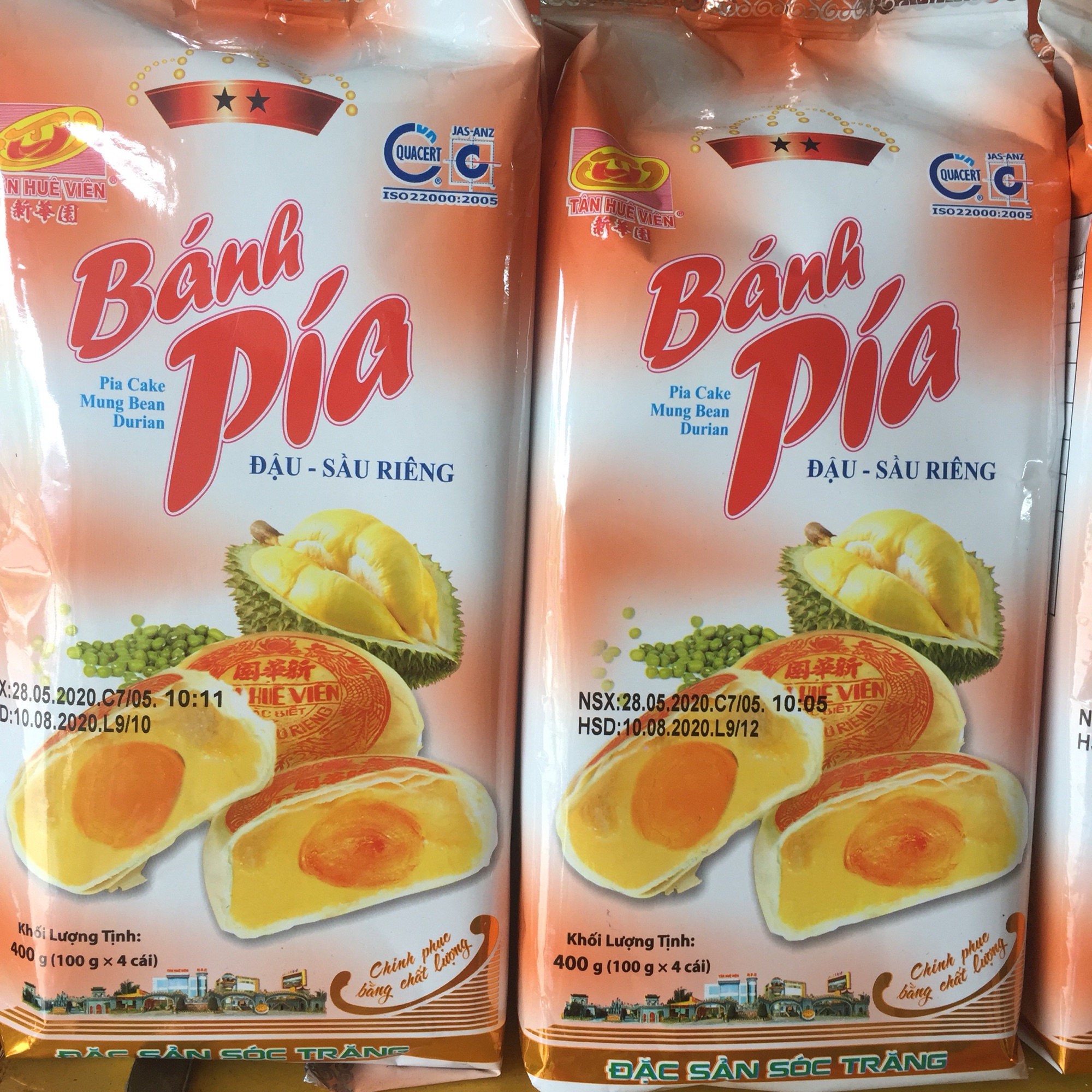 Bánh Pía Đậu-Sầu riêng-Trứng muối (Pia cake-Mung bean-Salt egg)