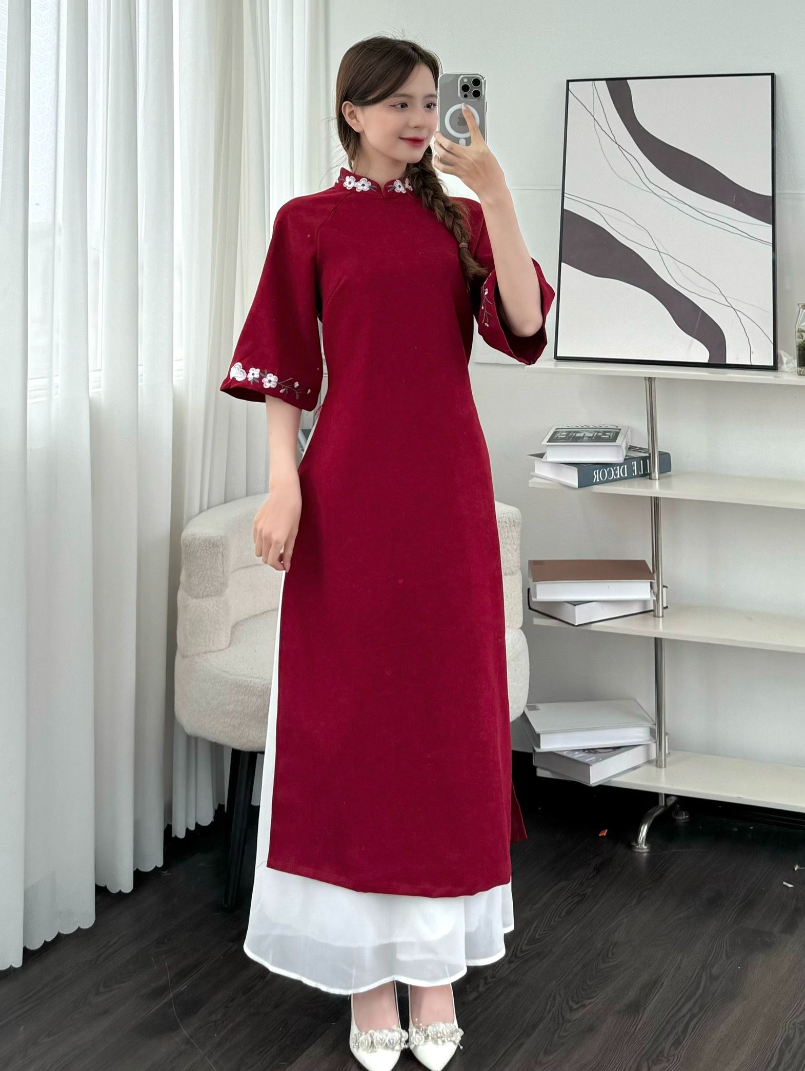 Áo dài nhung emix thêu hoa cổ tàu mix chân váy voan tơ trắng - aodaiad25_p12k2