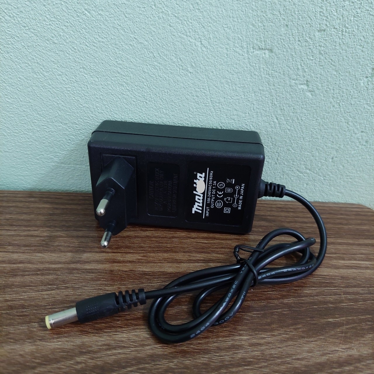 Sạc Pin 36V Ma.ki.ta Dùng Cho Máy Khoan Pin 18V-21V-24V-26V-28V-36V-66v 5cell....