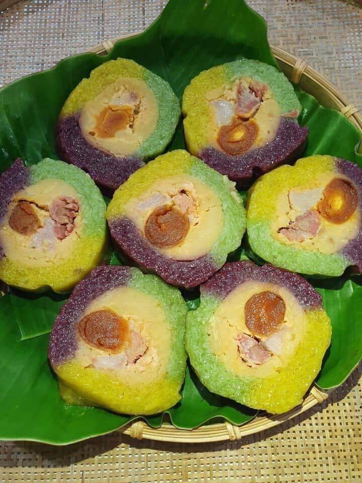 [HCM]Bánh Tét Trà Cuôn Tam Sắc