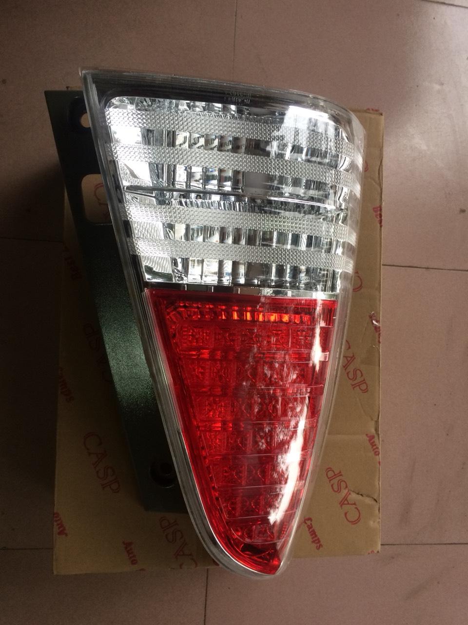 Đèn hậu innova 08-12 casp