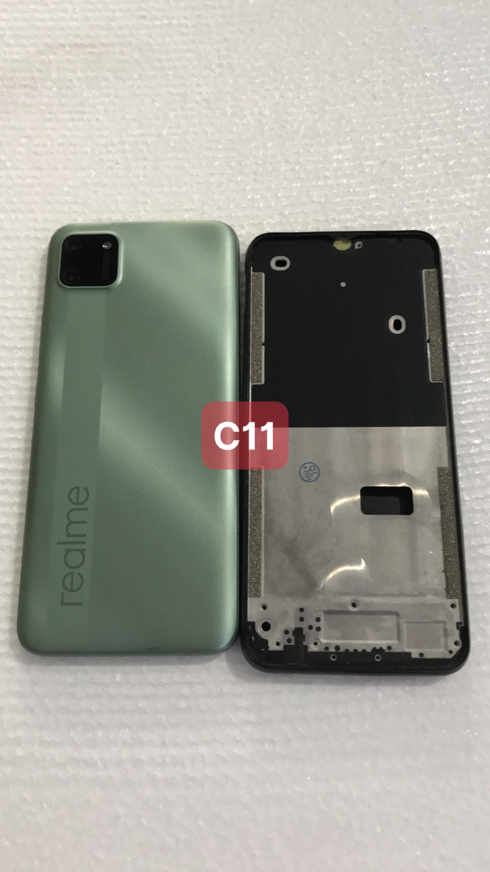 bộ vỏ realme c11 -(gồm xương .lưng.nút bấn .kính came)