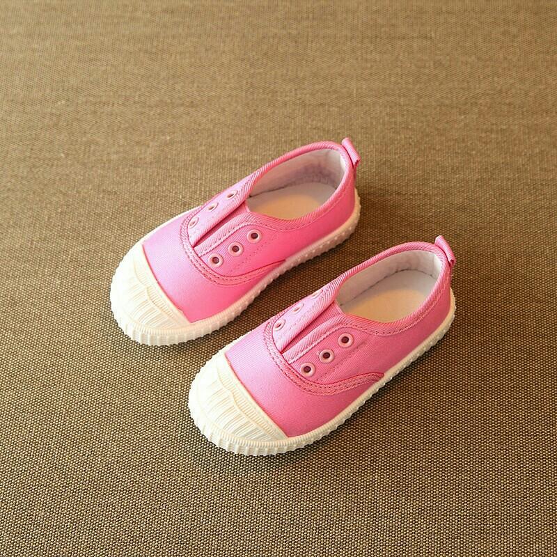 Giầy Slip on vải đế dẻo cho bé - Màu Hồng