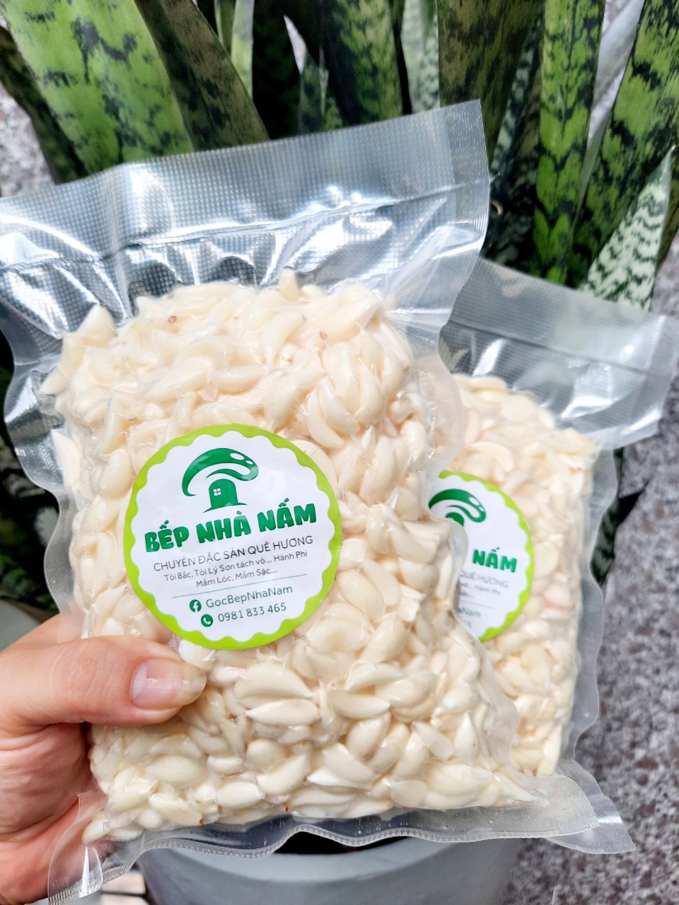 Tỏi lý sơn tách vỏ - sẵn hút chân không