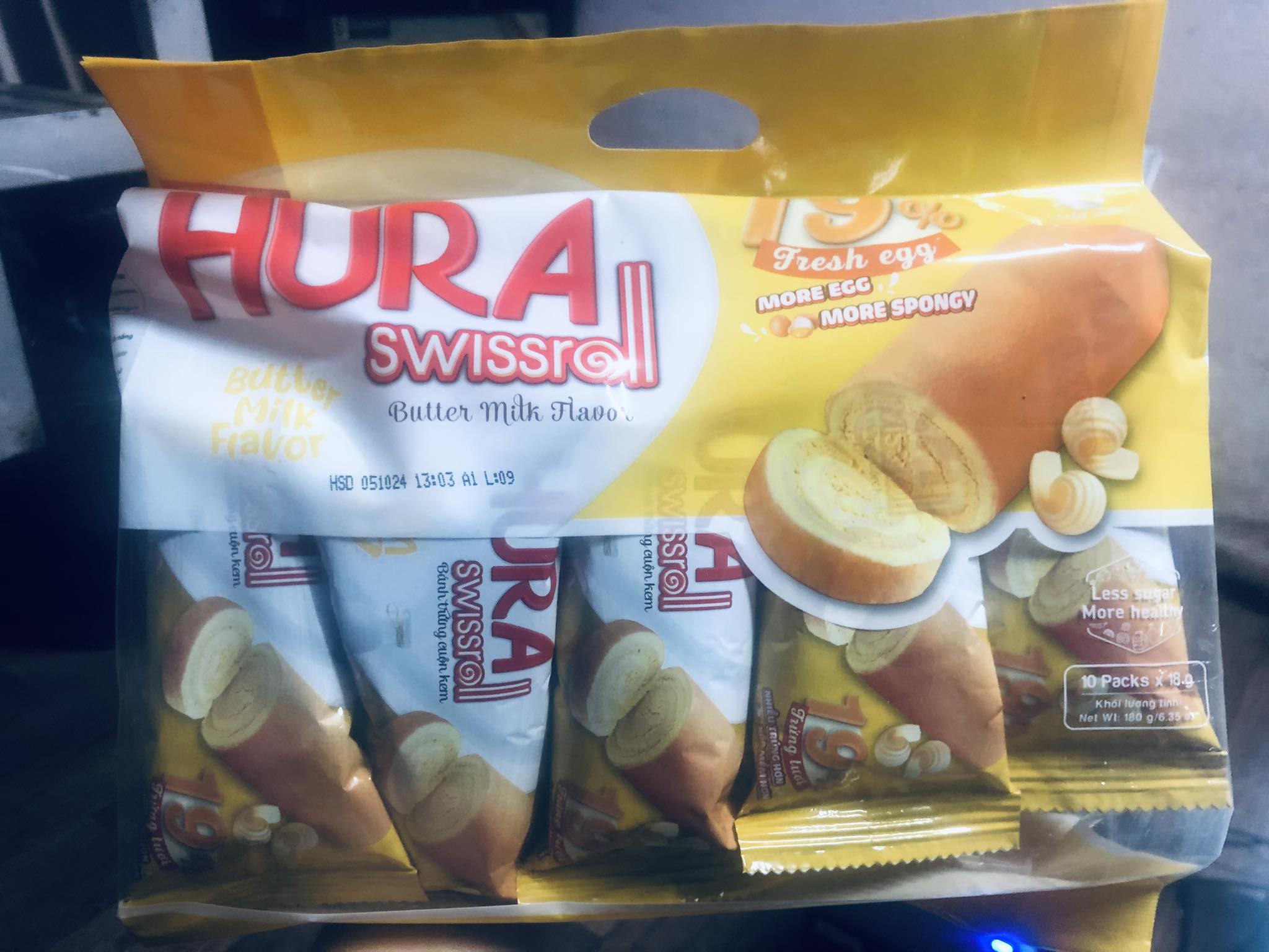Bánh Hura Swissroll Bông lan trứng cuộn kem 180g - 10 cái