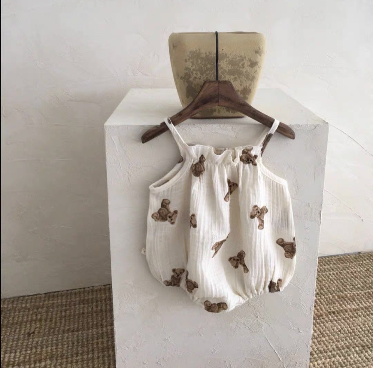 Body xô nhún ngực vải xô muslin mềm mại cho bé