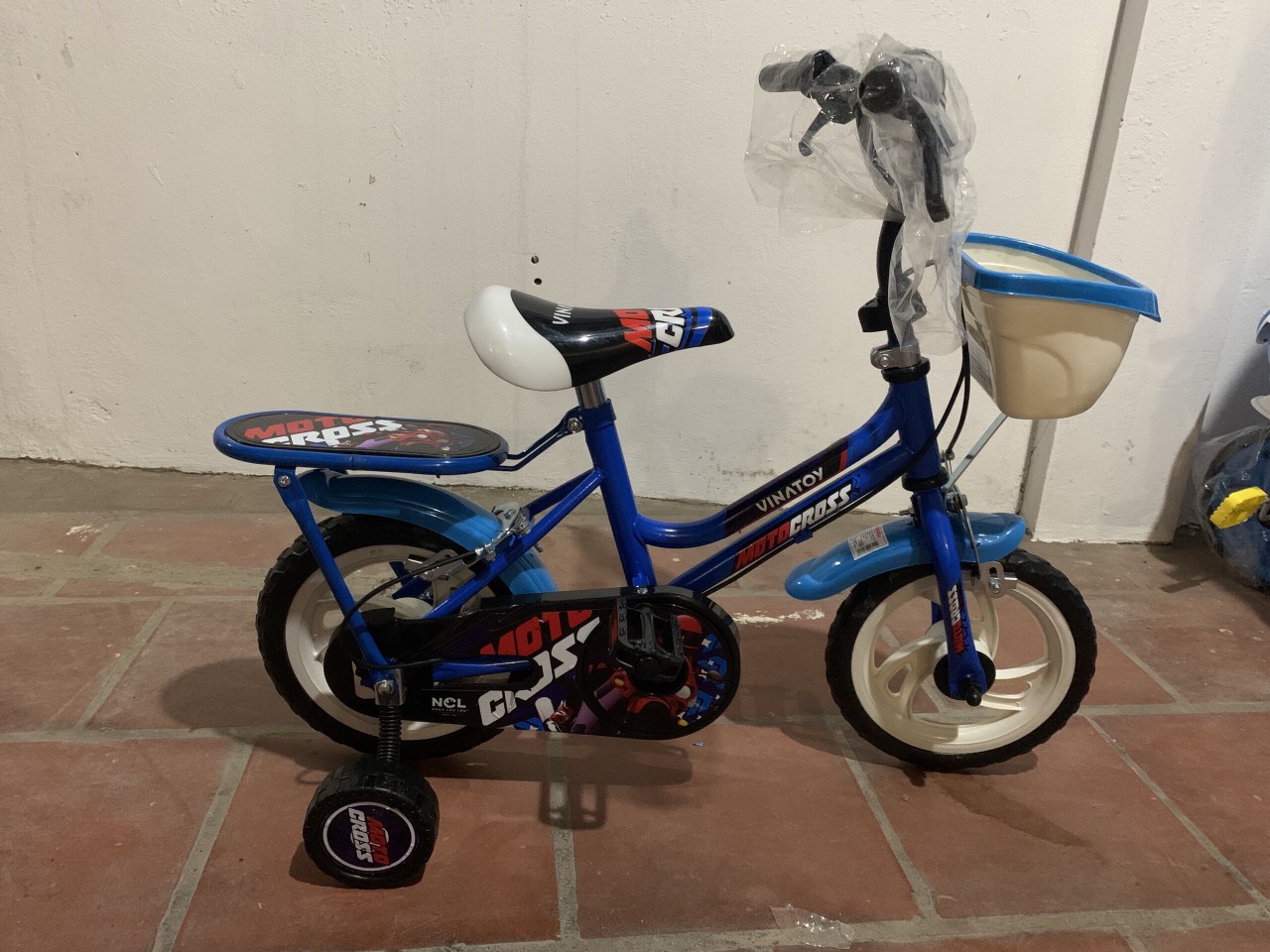 Xe Đạp Trẻ Em 12 Inch Nhựa Chợ Lớn- Cho Bé Từ 2 Tuổi