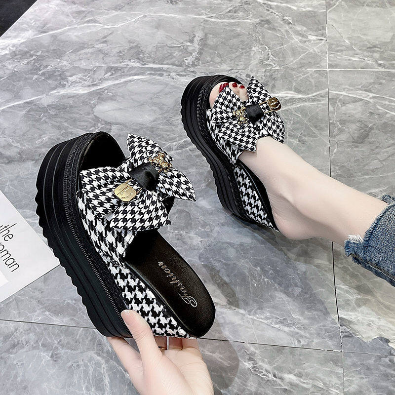 Xăng đan nữ đế xuồng Dép xăng đan nữ mới Giày nêm Thời Trang Giày mũi nhọn Giày nữ cỡ lớn Xăng đan nữ đế xuồng mùa hè hở ngón Xăng đan thể thao chống trượ
