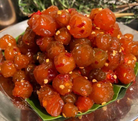 500g mận cơm rim muối ớt