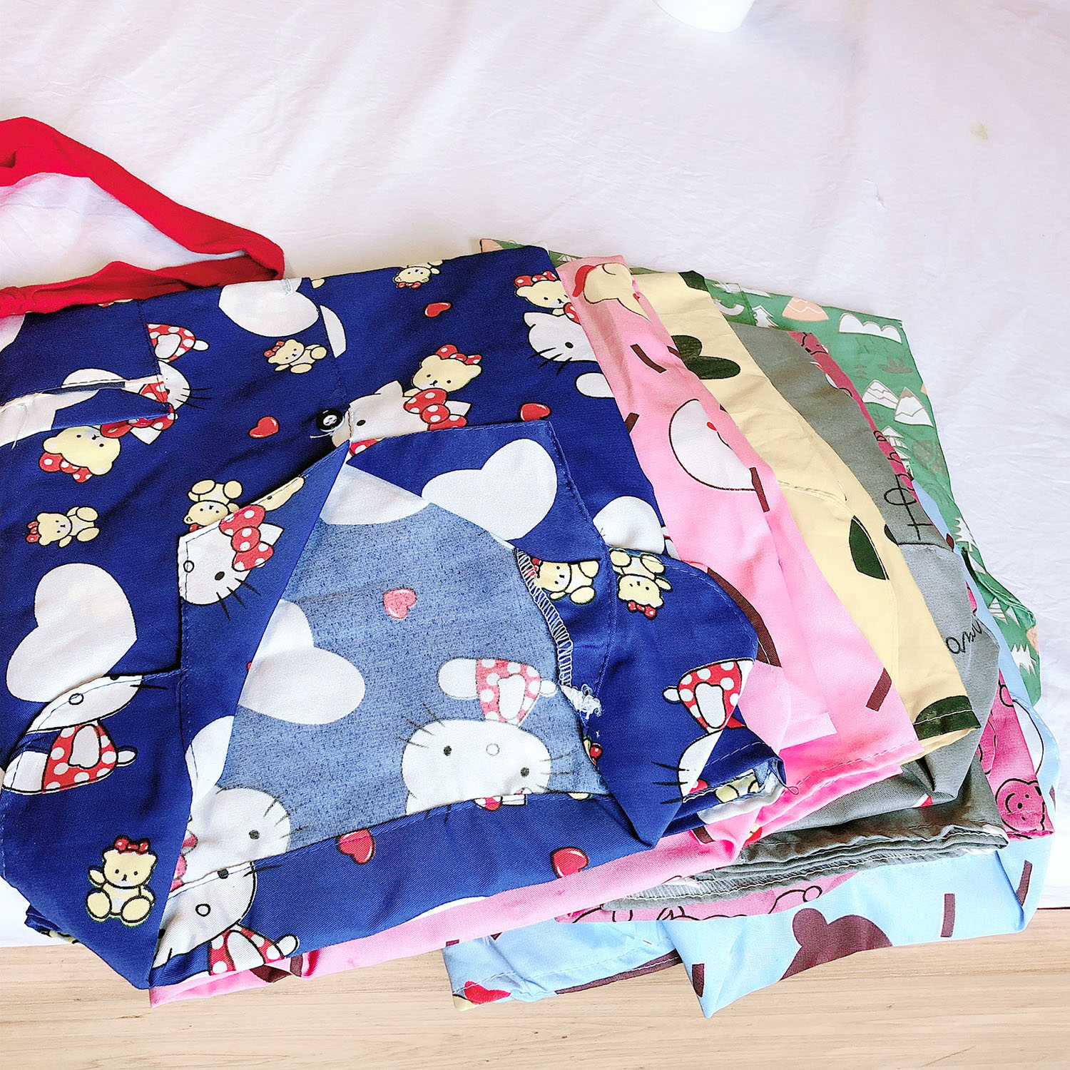 99k 3 Bộ Đồ Ngủ Nữ Ngắn Giá Rẻ Được Chọn Mẫu -  Bộ Quần áo nữ mặc ở nhà - bộ đồ ngủ pijama nữ ngắn cộc sinh viên học sinh giá rẻ vải phi bóng - kate Thái hoạt hình cute dễ thương có túi ngực dưới 65 kg