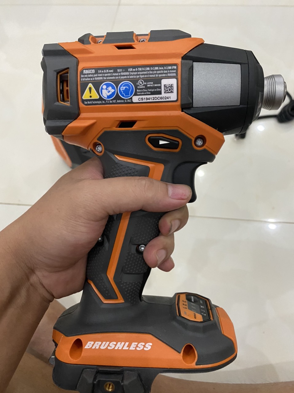 Thân máy bắt vit ridgid octane r86039 nhập mỹ mới 100%