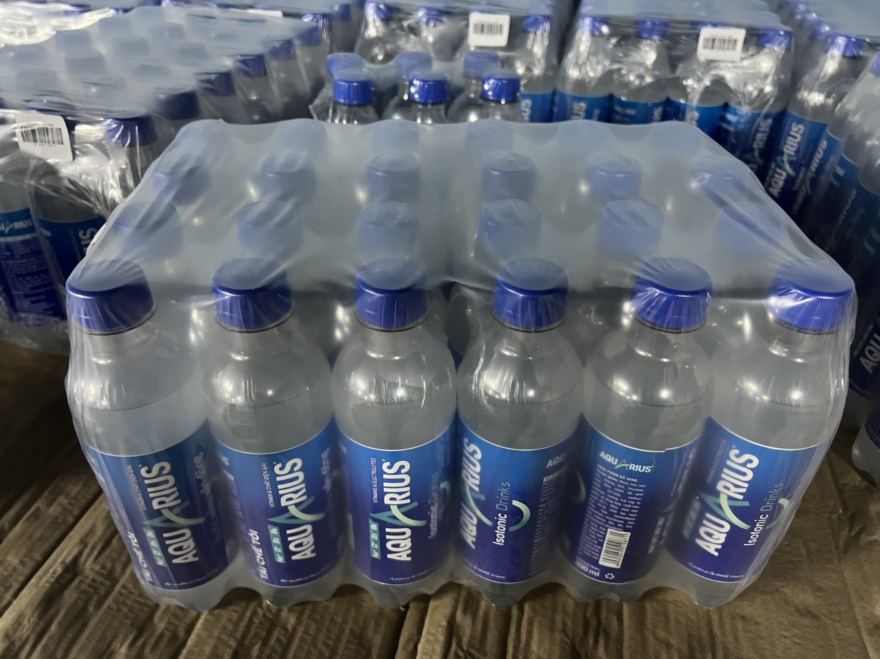 Nước bù khoáng aquarius 390ml 24 chai