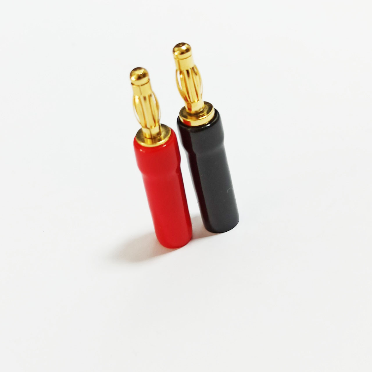 Jack loa bắp chuối chân đồng cỡ chuẩn Quốc tế có vít thân bọc mủ cao su dẻo vừa dây đường kính đến 5mm2