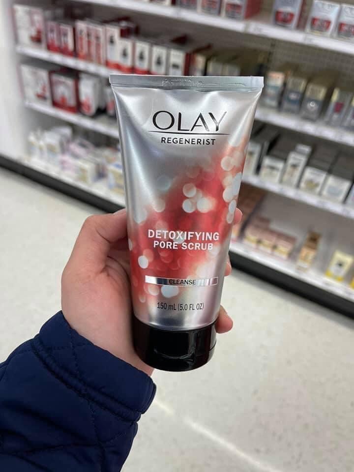 Sửa rửa mặt chống lão hoá olay Regenerist 150 ml
