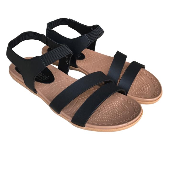 Sandal nữ đế bằng màu đen Trường Hải SDN544