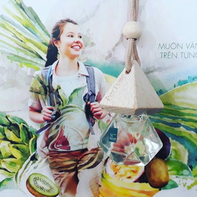 Lọ treo tinh dầu thơm bạc hà neop - lọ treo xe oto - xe hơi