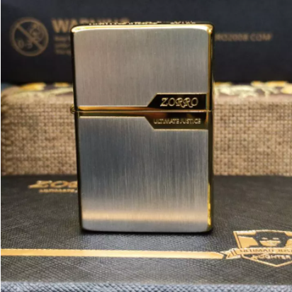 Bật lửa đồng nguyên khối Zorro bạc xước mạ vàng - Bản 2 mộc đáy limited