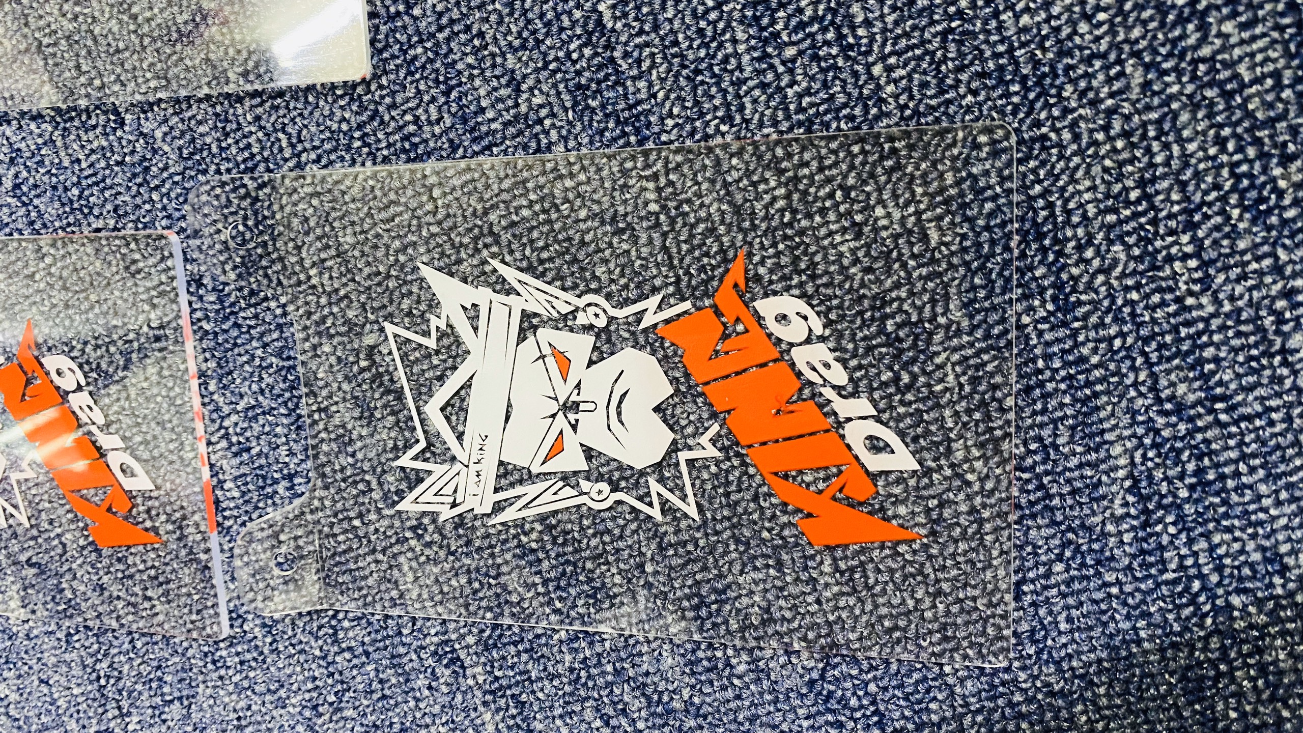 MICA DẺO, mica che phuộc sau kingdrag đỏ