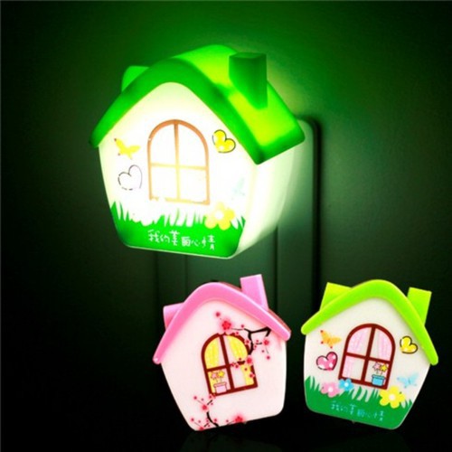 Đèn ngủ LED hình ngôi nhà có công tắc đáng yêu