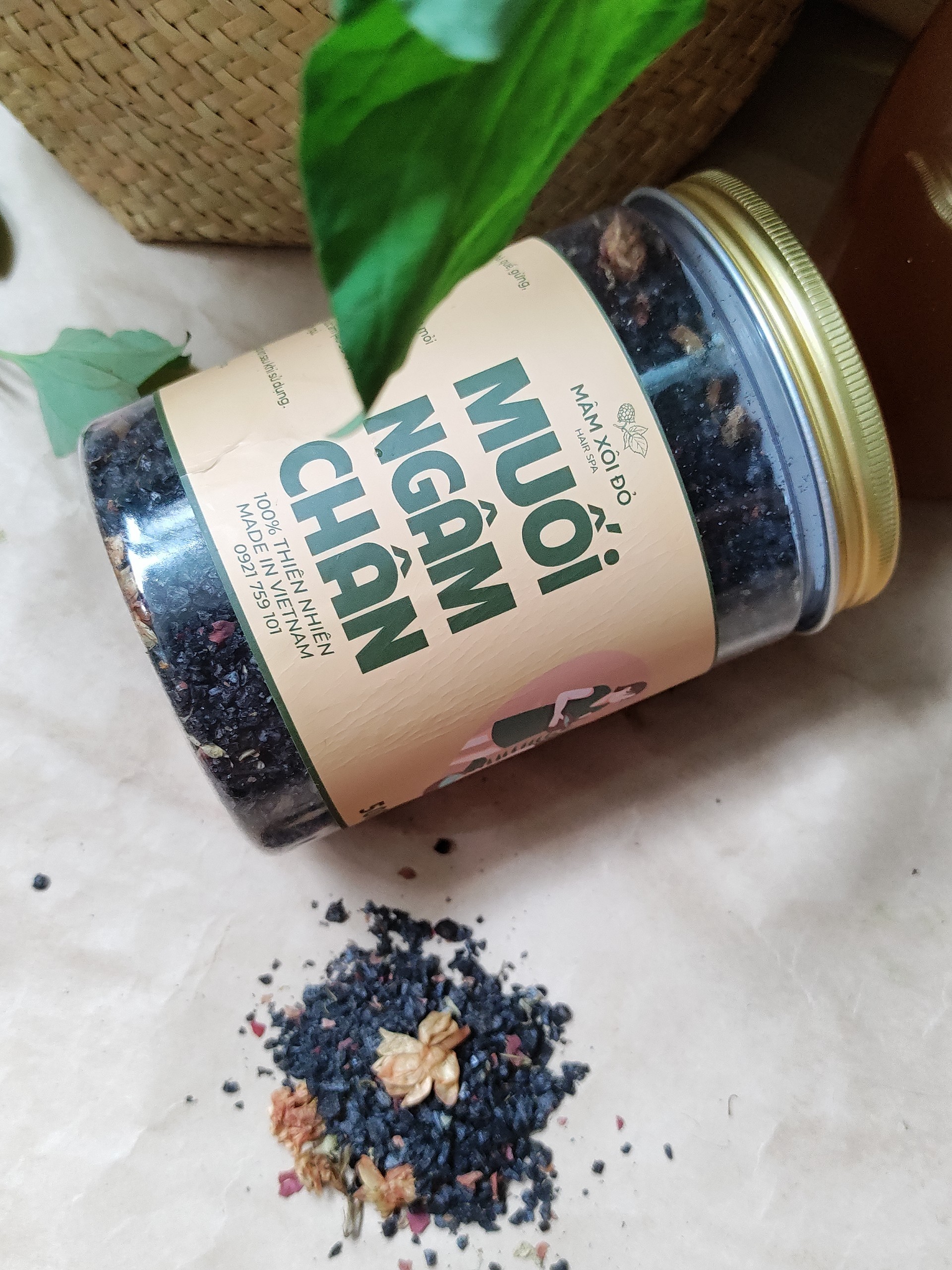 Muối ngâm chân thảo dược Mâm Xôi Đỏ, thải độc, ngủ ngon, ấm cơ thể