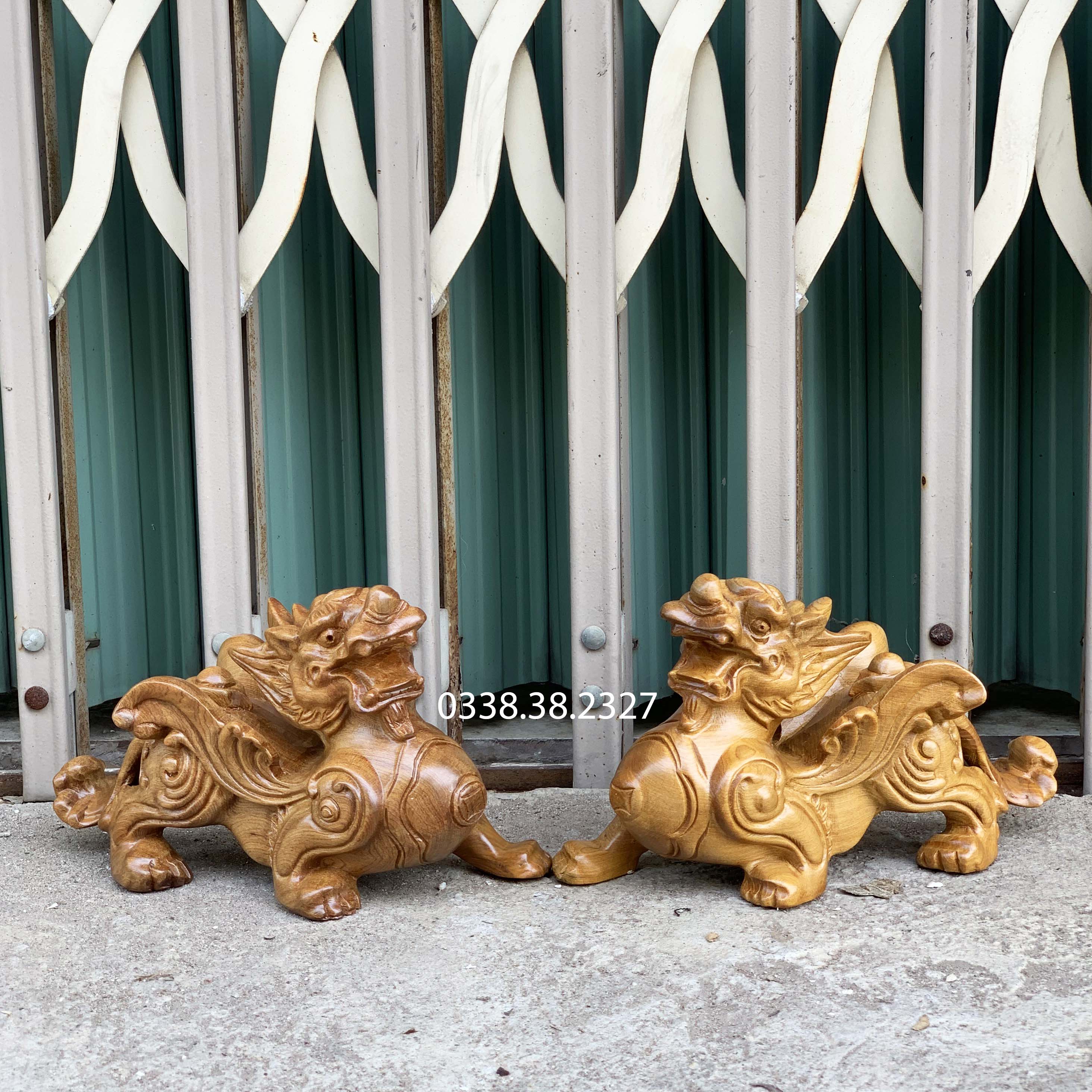 Cặp tỳ hưu kích thước chất liệu gỗ bách xanh