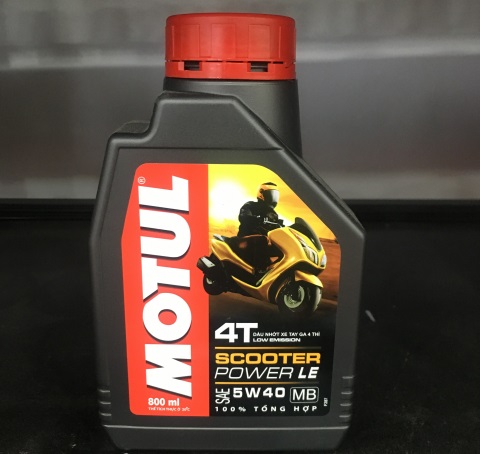 Nhớt Motul Scooter Power LE 5W40 800ml cho xe Tay Ga cao cấp