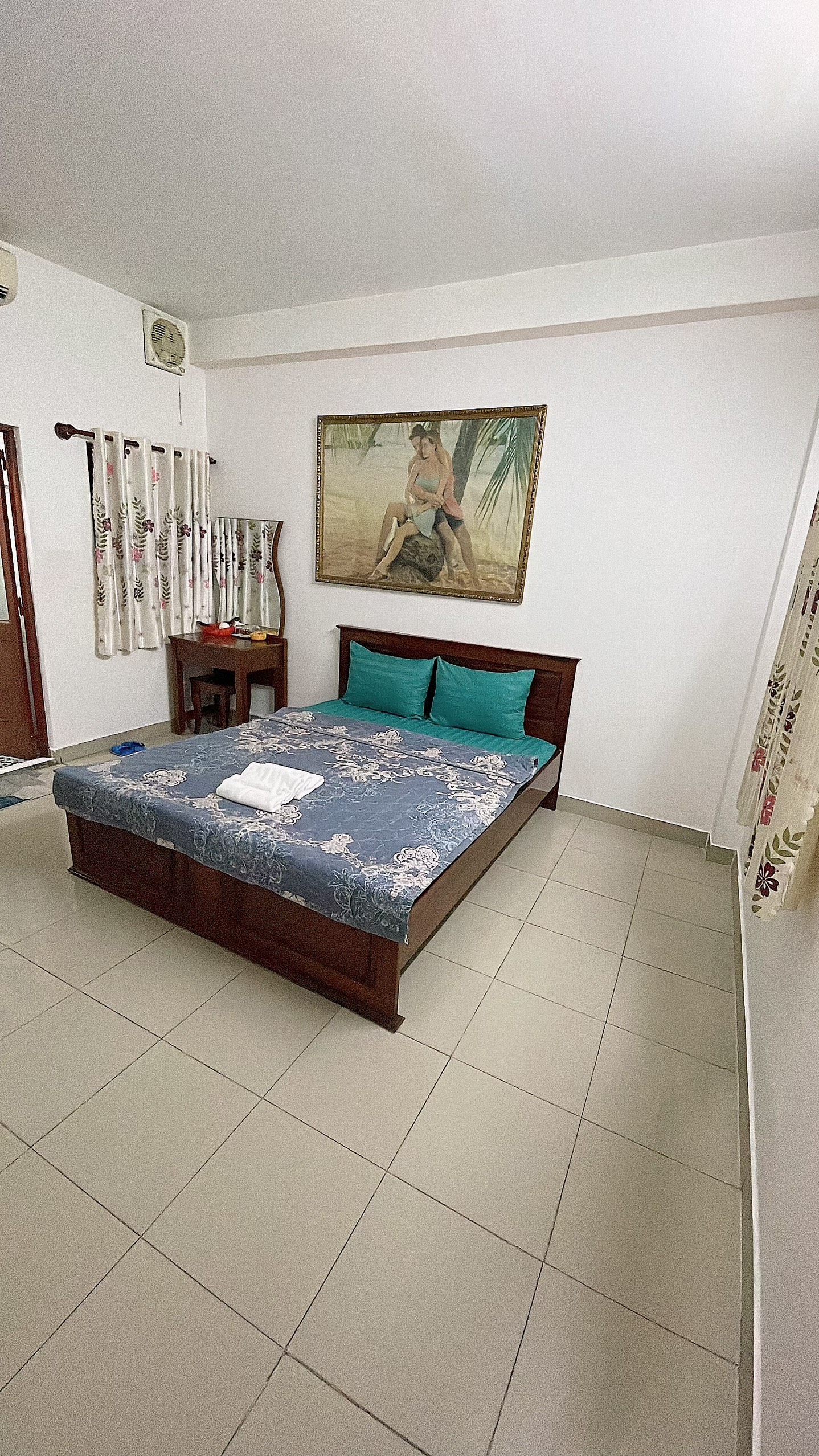 Voucher Nghỉ 7 ngày Tại Khách Sạn Phước Tài 74/20 Đường Núi Thành, Phường 13, Quận Tân Bình, TPHCM (Thời gian 7 ngày) Giường lớn, Phòng đơn 2 người