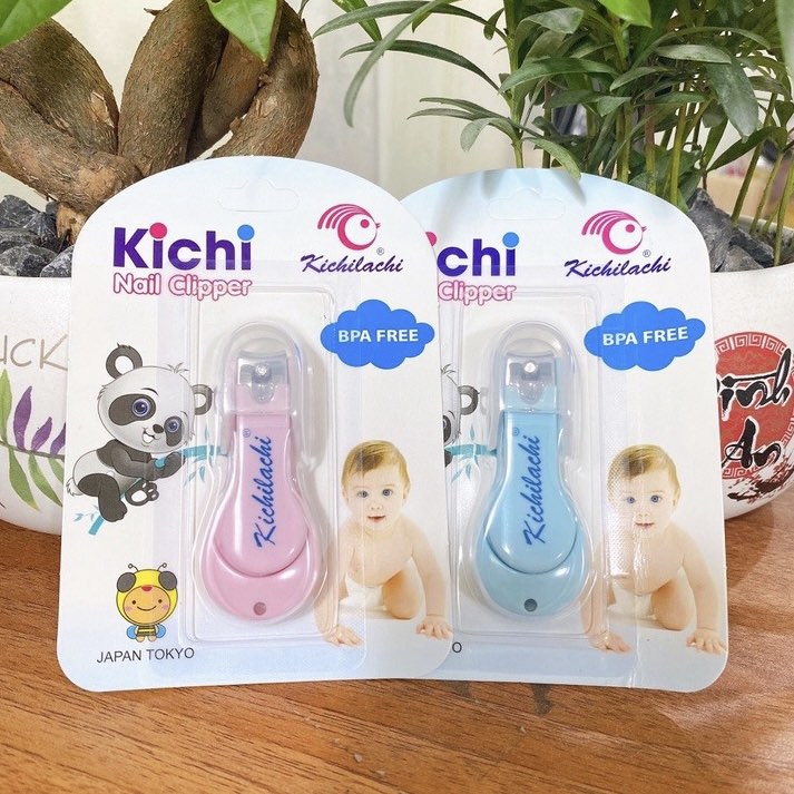 Bấm móng tay cho bé, dụng cụ cắt móng tay an toàn cho bé sơ sinh