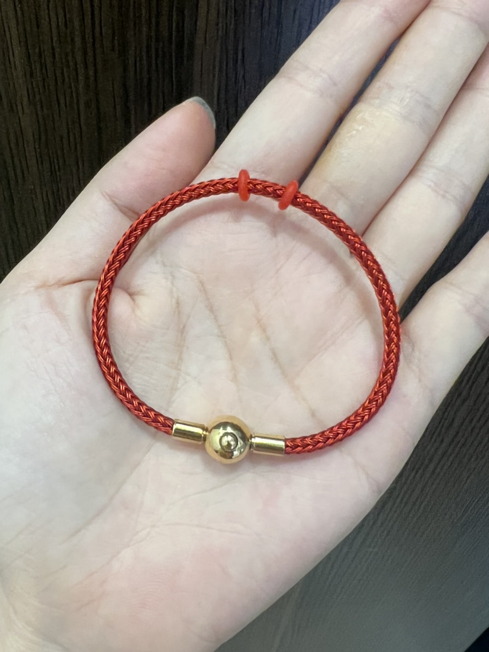 Vòng tay dây cước xỏ charm, sản phẩm đa dạng mẫu mã, kích cỡ, đảm bảo chất lượng tốt, an toàn sức khỏe người dùng, cam kết hàng nhận được giống với mô tả