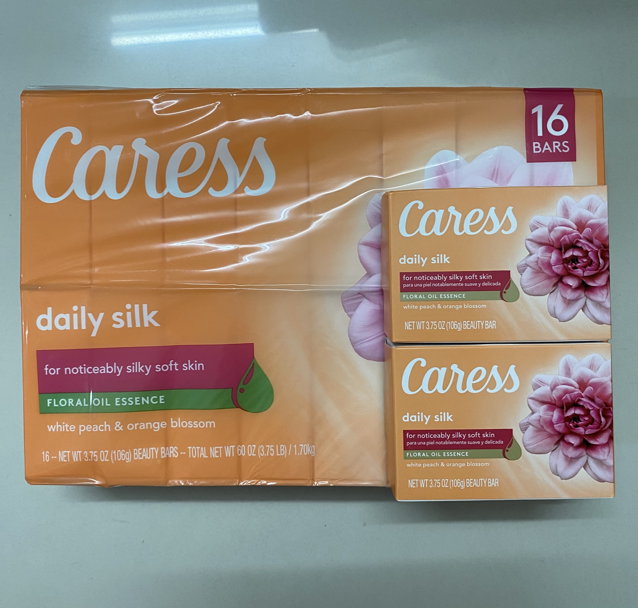 Xà bông cục Caress Daily Silk 106g (bán lẻ 1 cục)