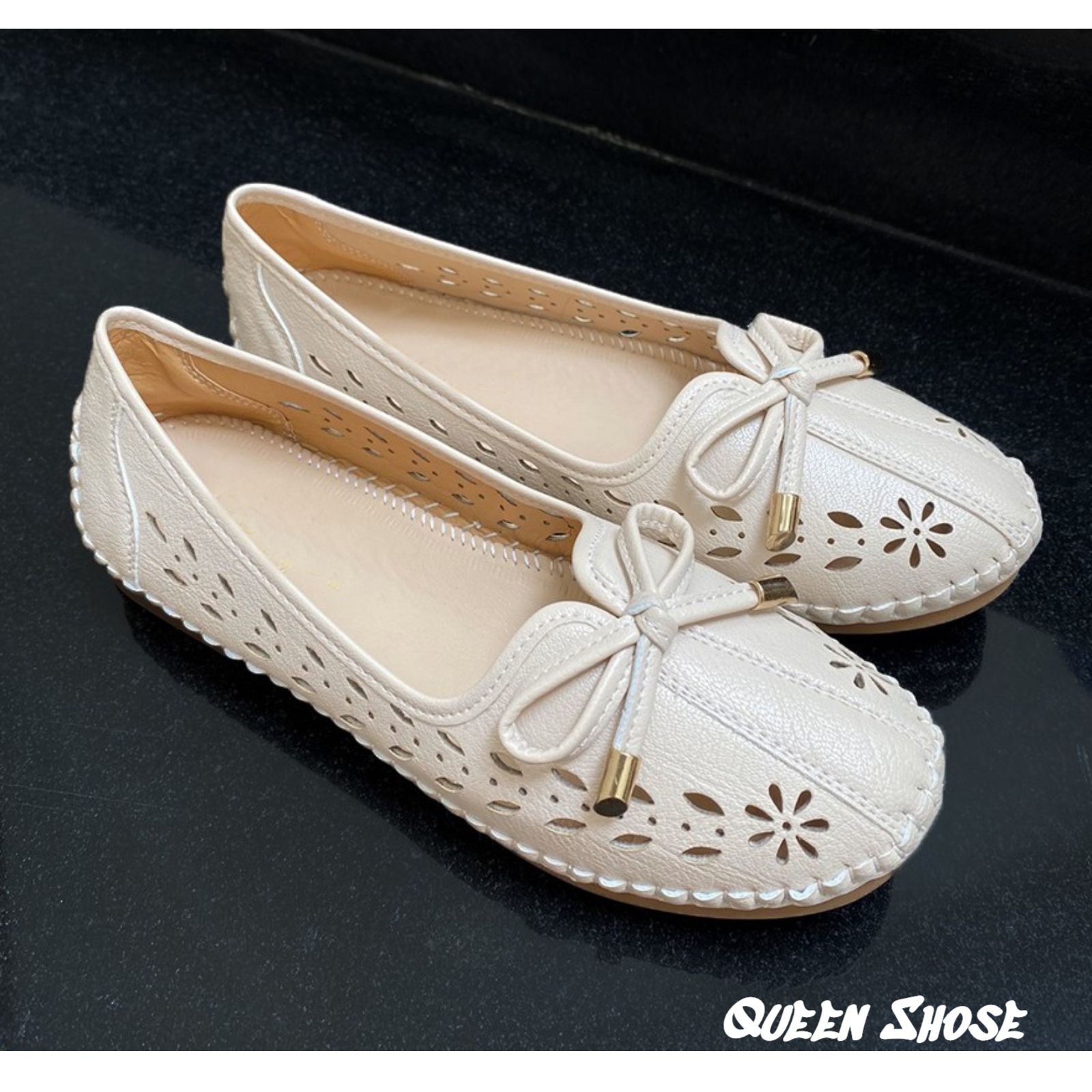 Giày lười nữ - giày bệt nữ đính nơ - giày búp bê nữ thiết kế đục lỗ hoa văn sang chảnh