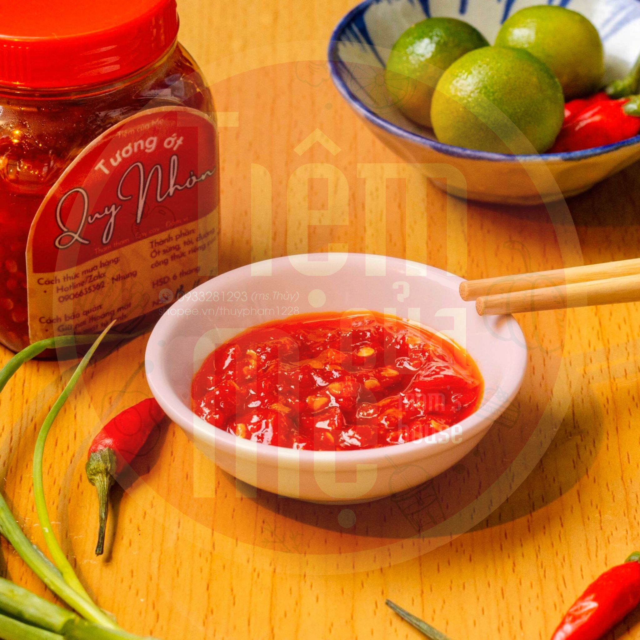 Tương ớt rim Quy Nhơn nhà làm, sạch sẽ hợp vệ sinh, dùng như sốt ớt, nước chấm, gia vị, nấu ăn hoặc ăn vặt với bánh tráng, cơm cháy, chả cá, hải sản