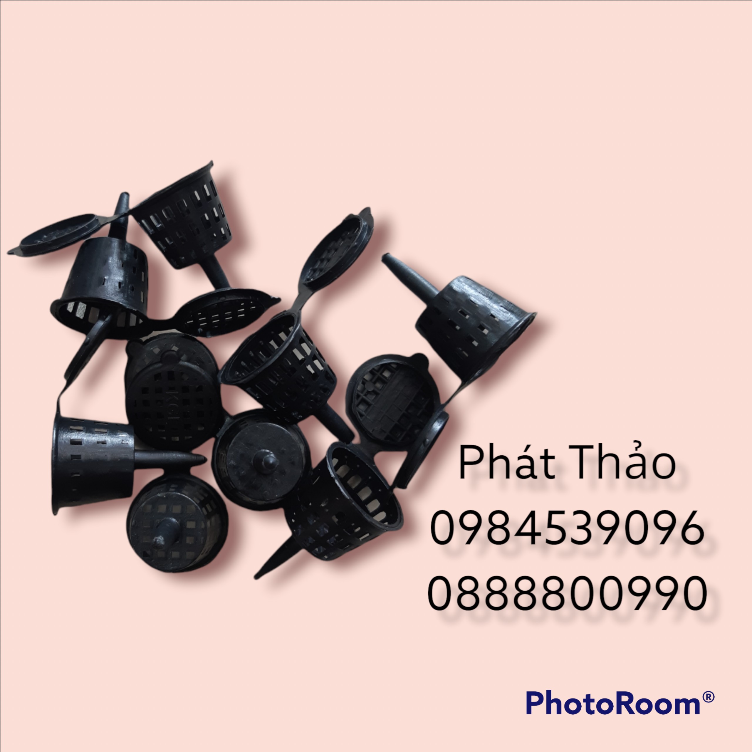 Set 50 cai rổ nhựa nhỏ đựng phân tan chậm. rọ đựng phân