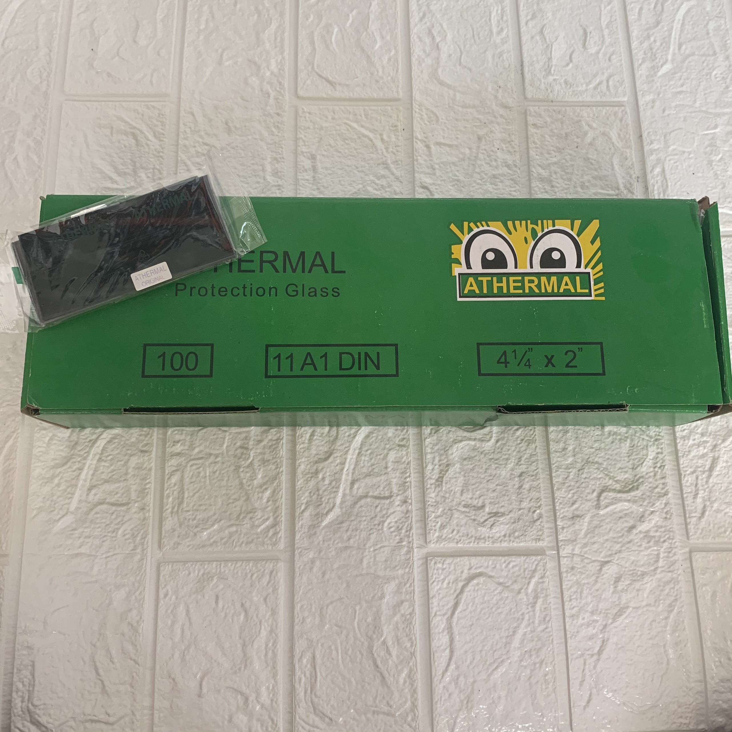 Miếng Kính Hàn Athermal Đức Dùng Kèm Mo Hàn Bảo Vệ Mắt