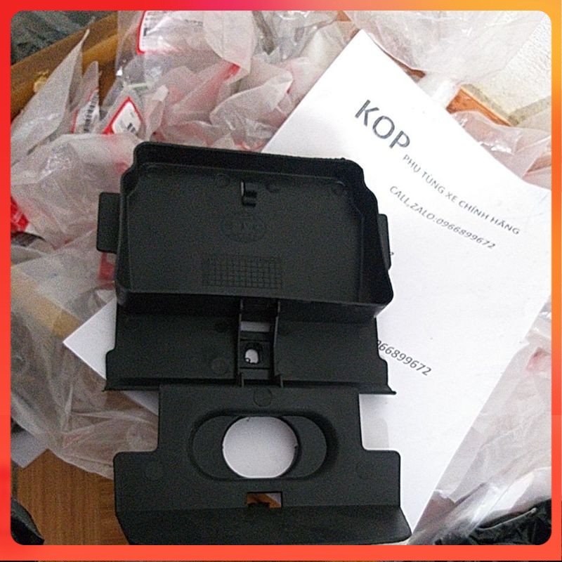 cốp đựng đồ xe dream ....