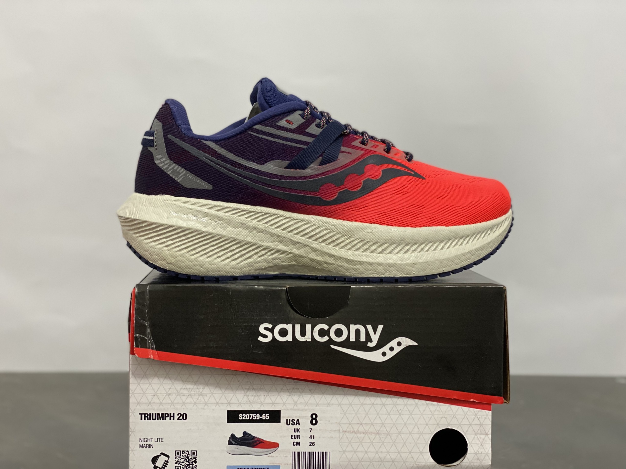 Giày Chạy Bộ Nam Saucony Triumph 20