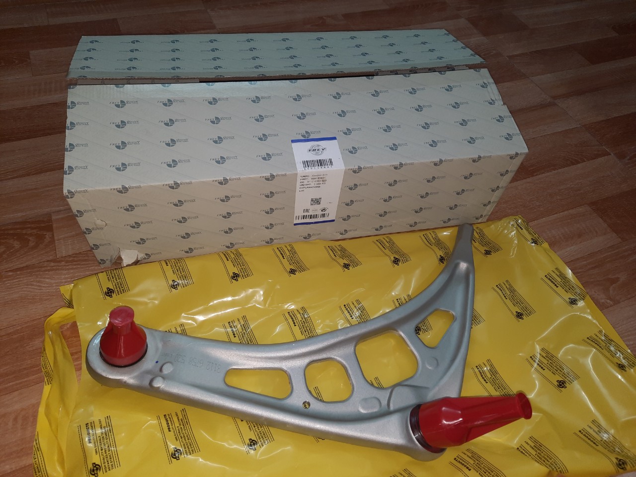 [HCM]Càng A trước phải xe BMW 318i e46 BMW 325i e46, BMW 323i E46