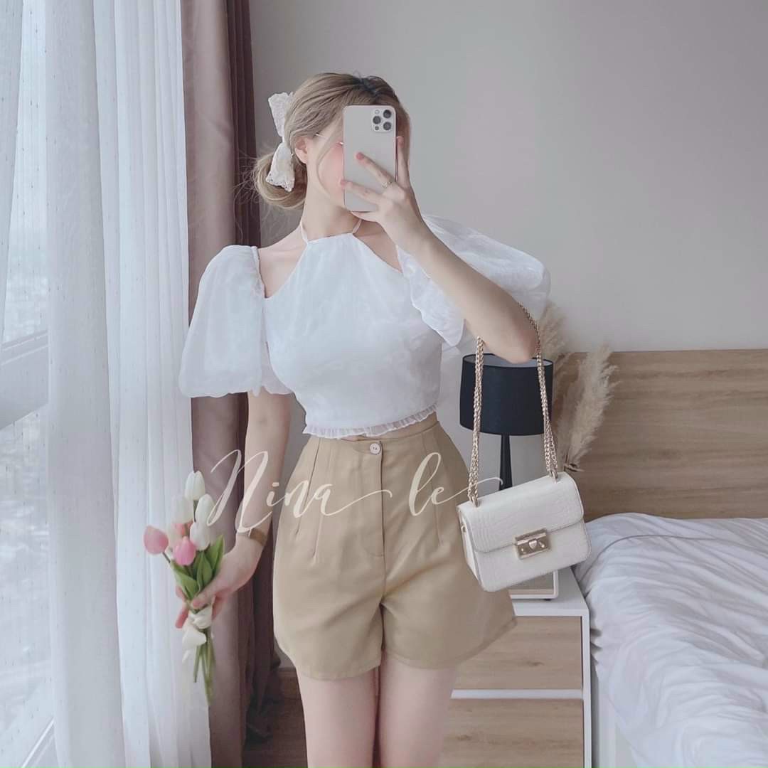 Sét bộ đi chơi nữ áo tay bồng cổ yếm cột nơ sau lưng mix quần đùi trẻ trung cá tính