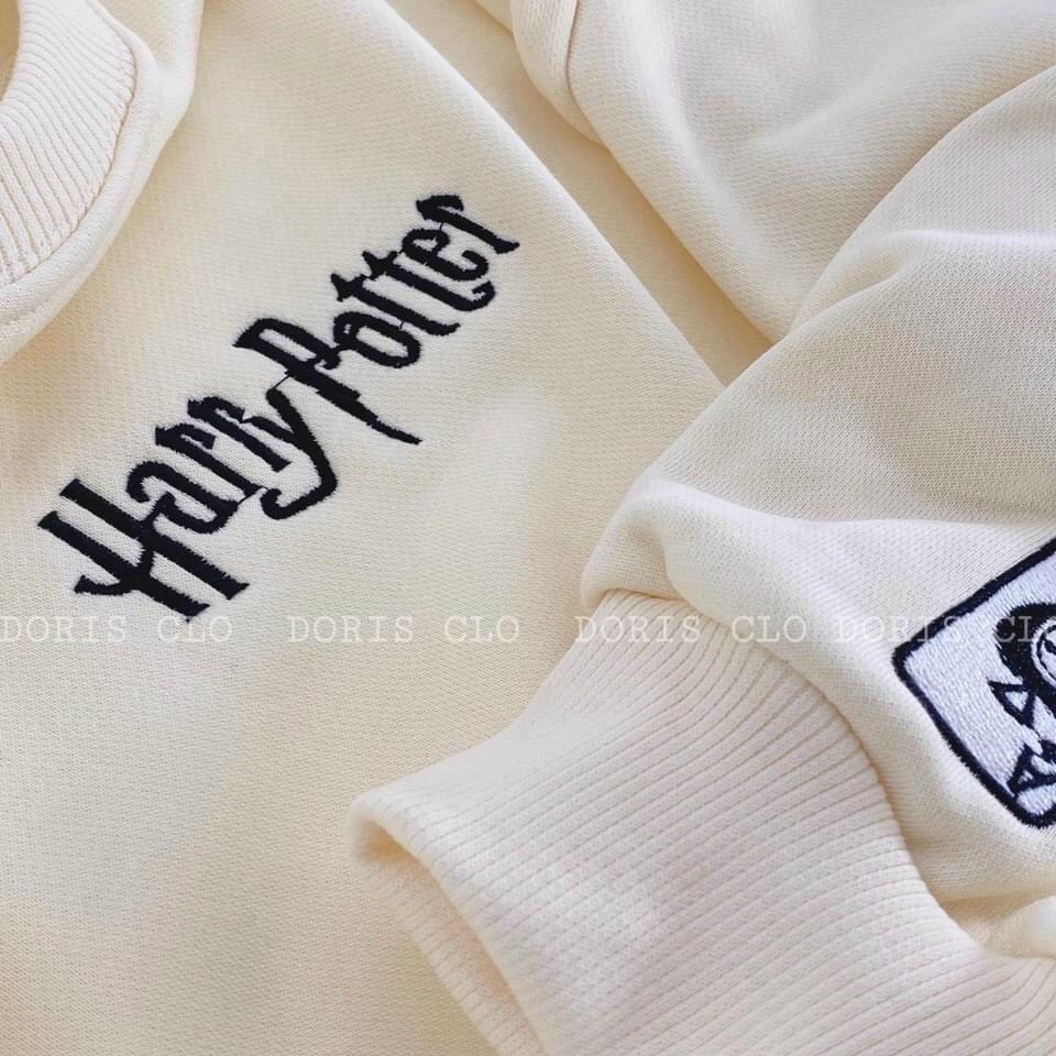 ÁO SWEATER NAM NỮ IN LÁ BÀI DƯỚI TAY ÁO ,CHẤT NỈ NGOẠI MỀM MỊN KT FASHION SHOP