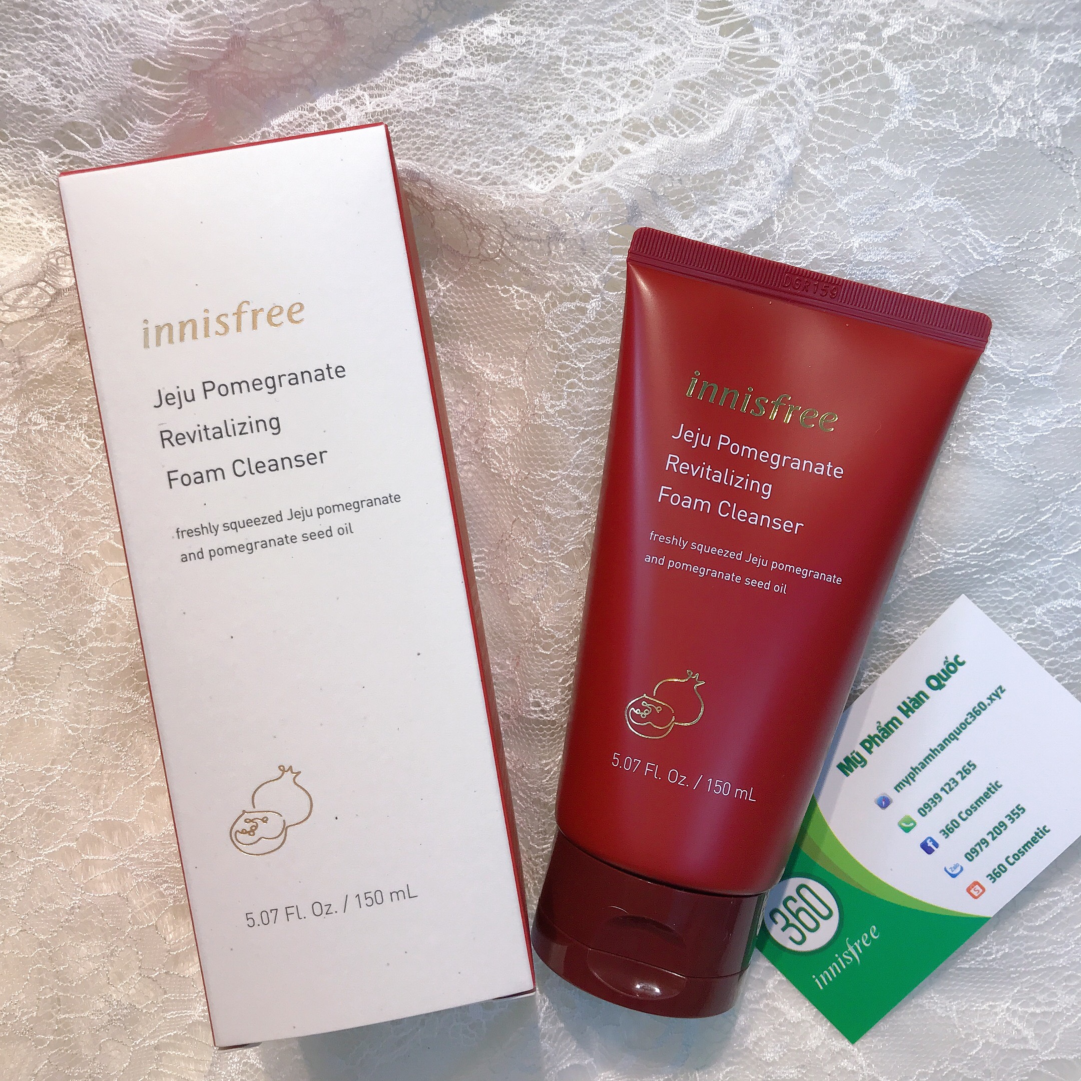 Sữa rửa mặt từ Lựu Đỏ Innisfree. Jeju Pomegranate Revitalizing Foam Cleanser 150ml