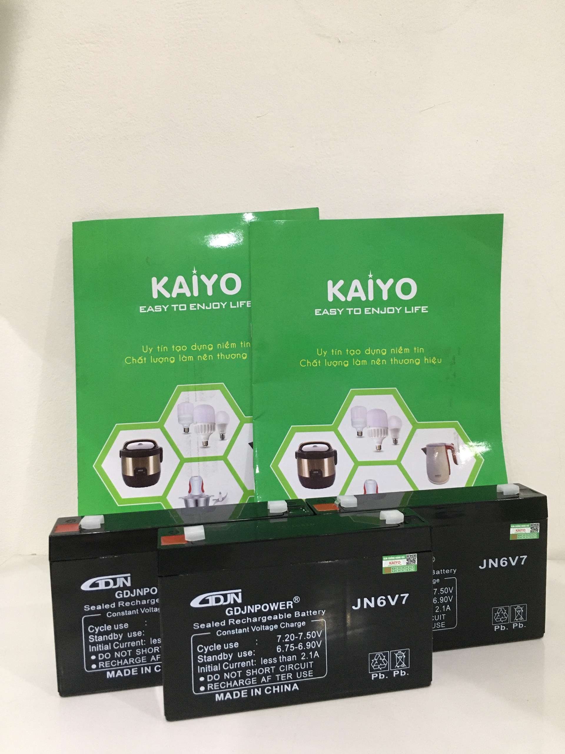 Ắc quy khô 6v / 7ah - chuyên dùng cho đèn sạc, quạt sạc , xe đồ chơi trẻ em