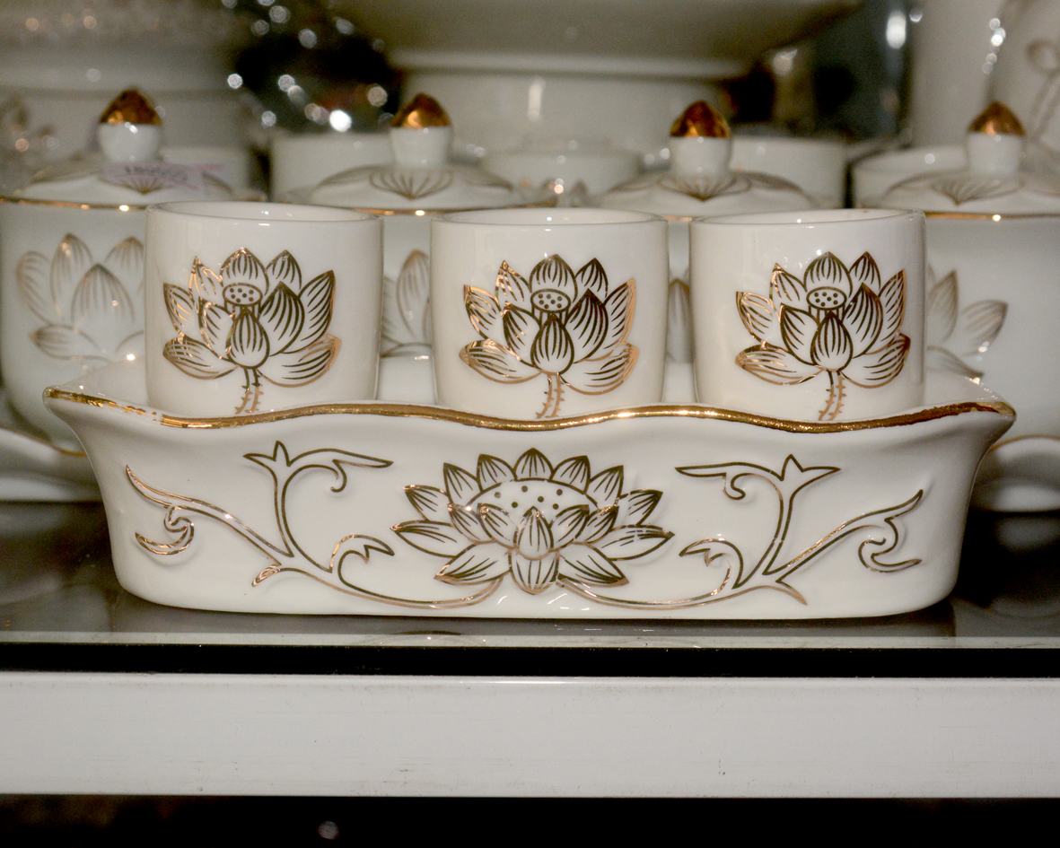 [HCM]Án ba-Bộ ba ly nước thờ cúng hoa sen trắng