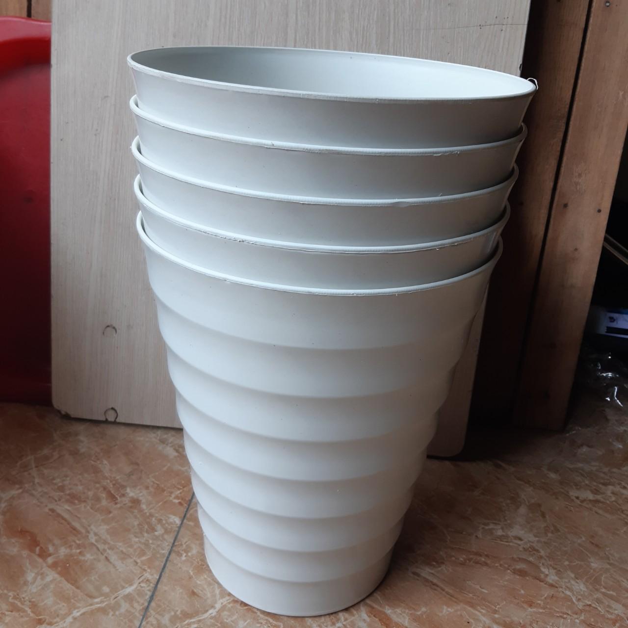 combo 5 chậu tròn xoắn trồng cây, trồng hoa đk 24cm x cao 30cm
